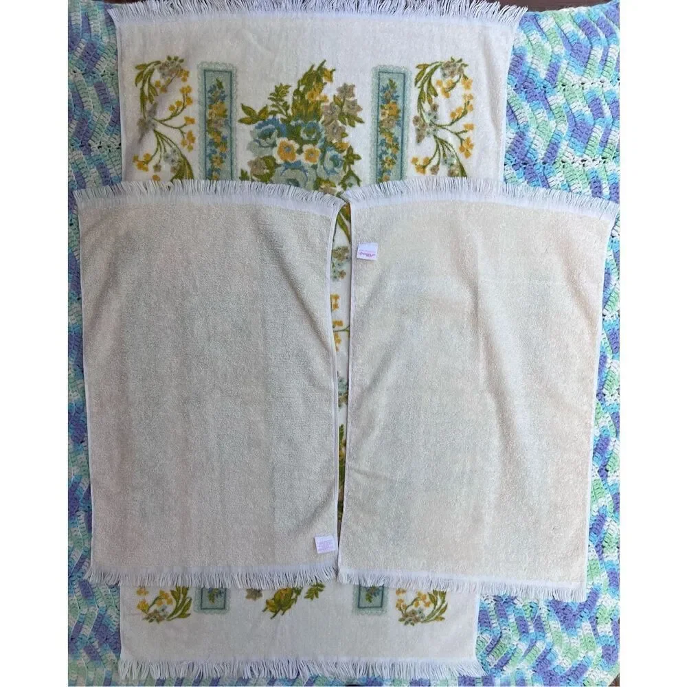 Vintage Bath Towel Set Floral